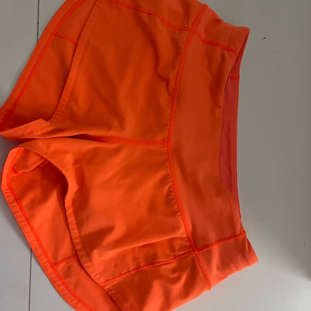 Lululemon Speedup Shorts 2.5, highlight orange